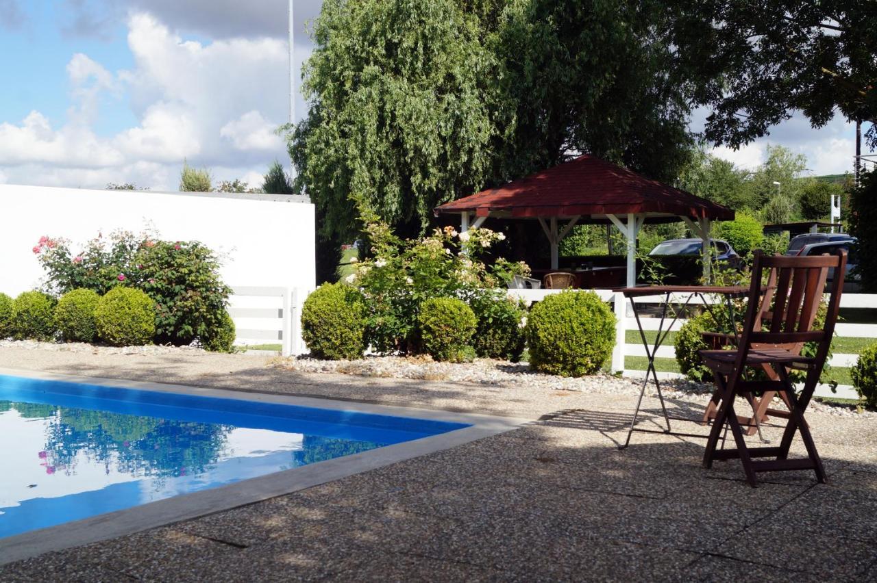 Kraft Hotel A61 Worms - Alzey Gundersheim Bagian luar foto